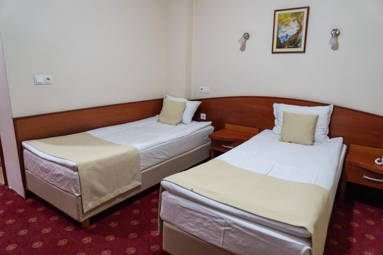 Hotel Salida Prilep Bagian luar foto